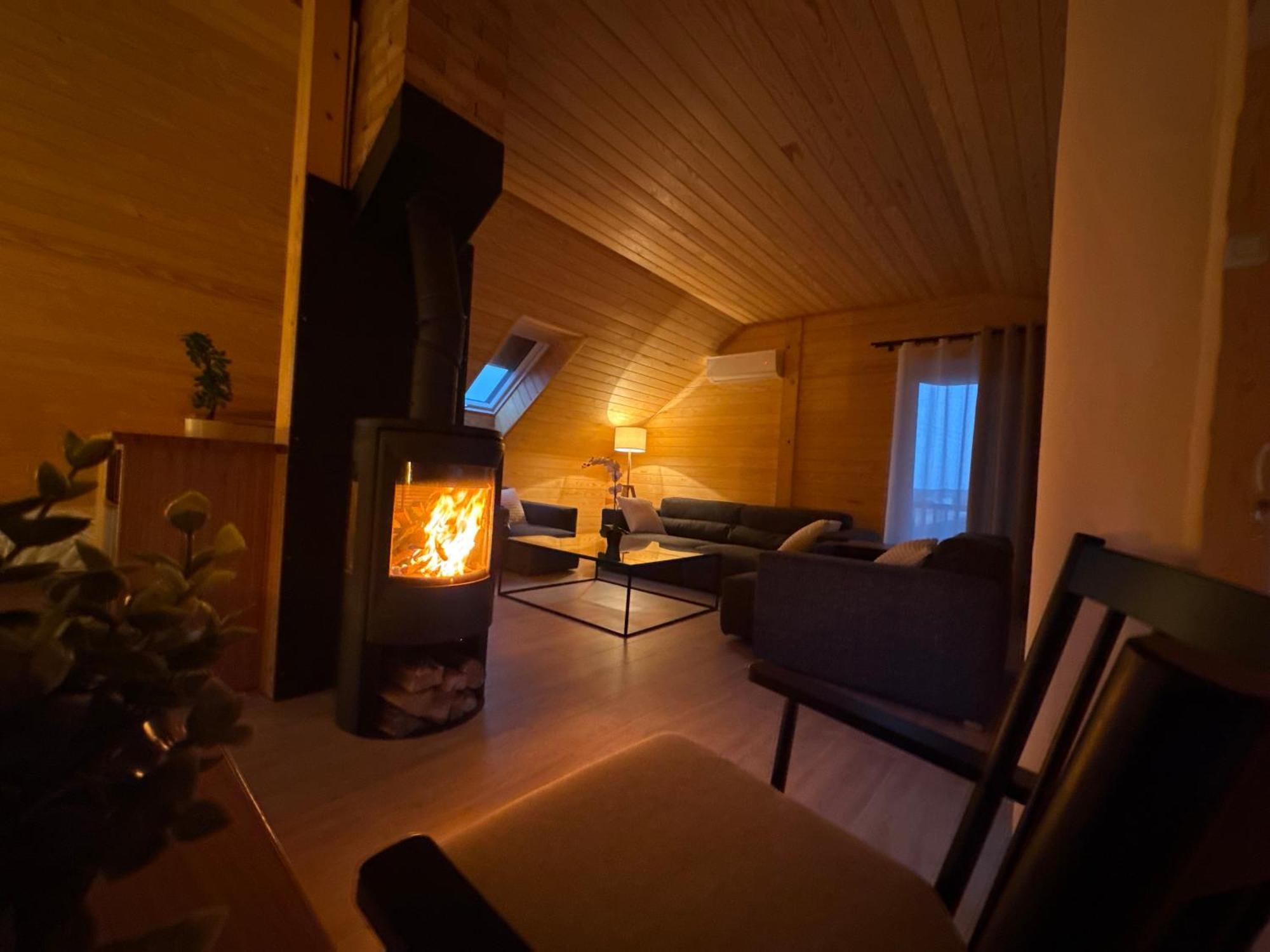 Dolina Sanu Hotel Krzeszow  Buitenkant foto